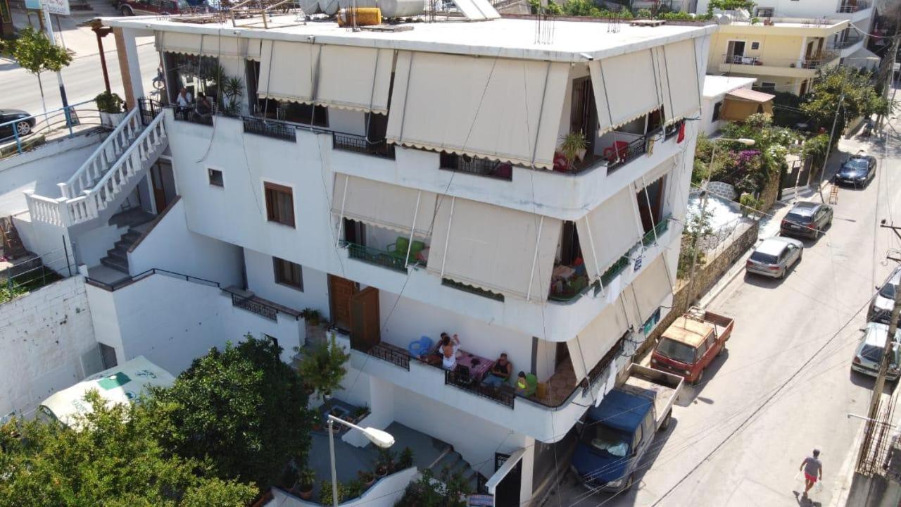 Hotel Vila Vilson Саранда Экстерьер фото