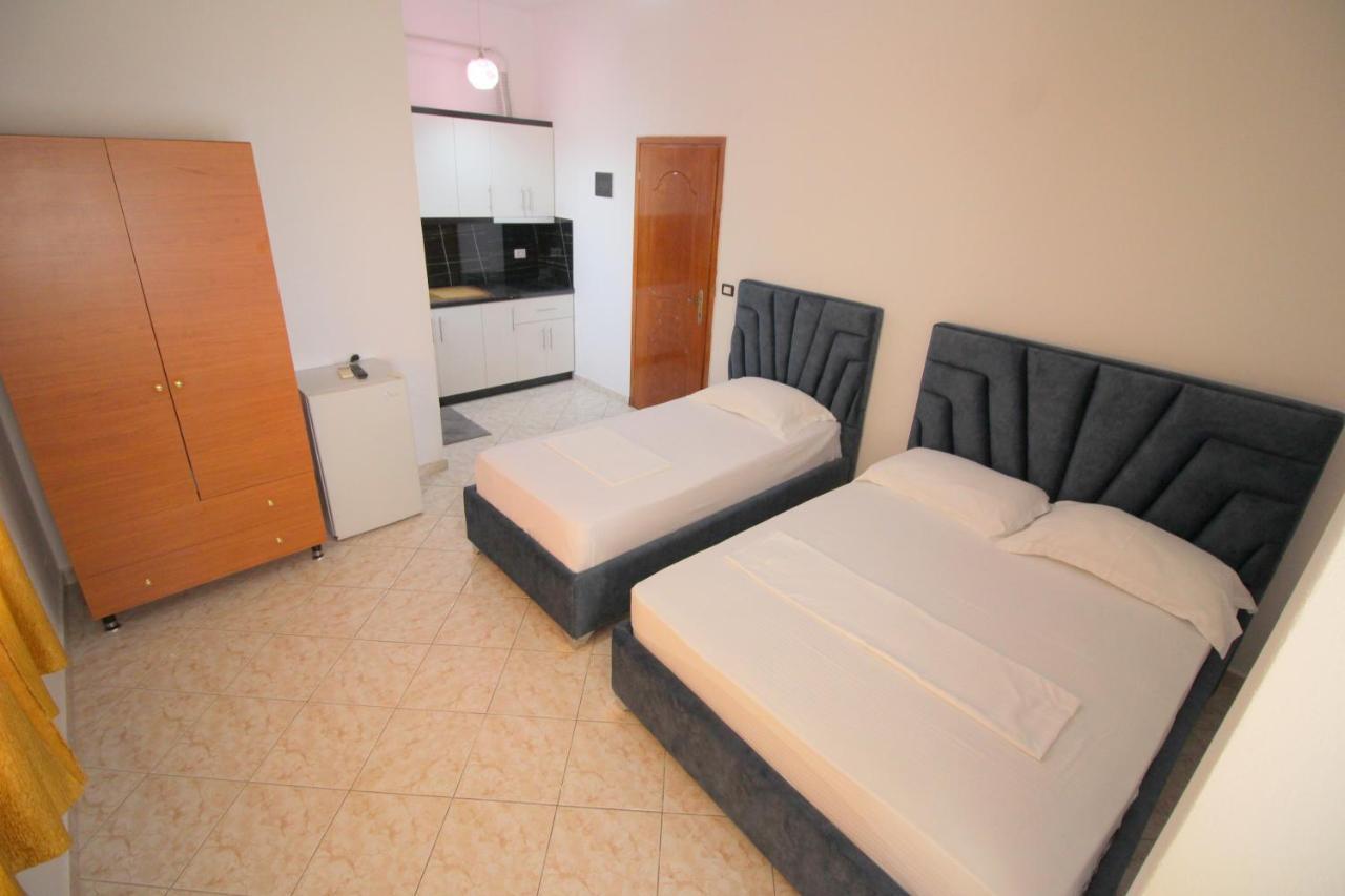 Hotel Vila Vilson Саранда Экстерьер фото