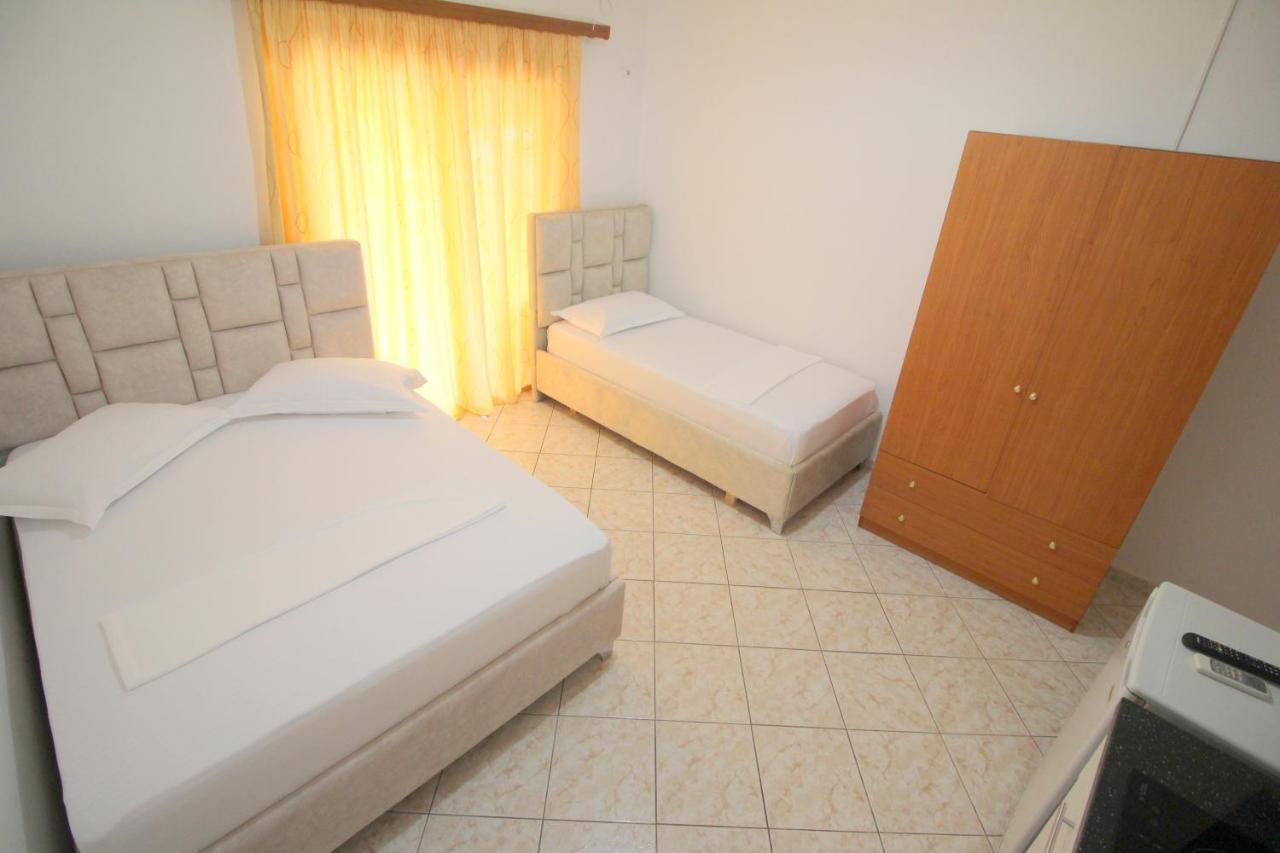 Hotel Vila Vilson Саранда Экстерьер фото