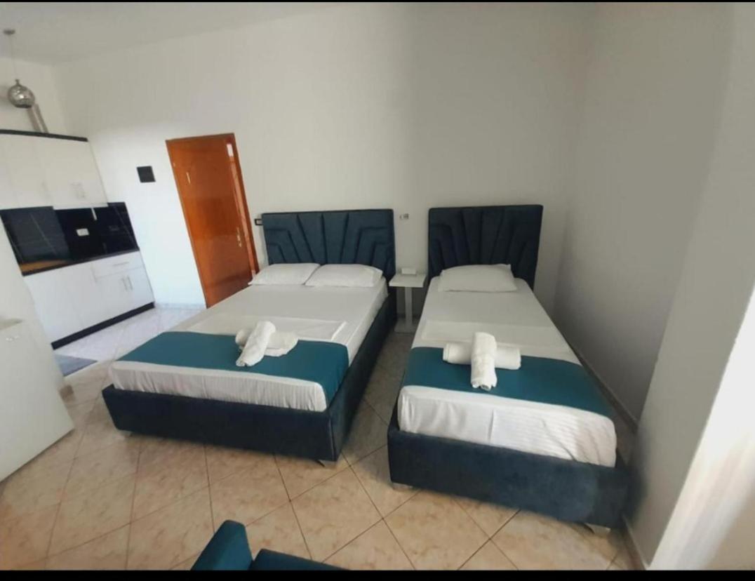 Hotel Vila Vilson Саранда Экстерьер фото